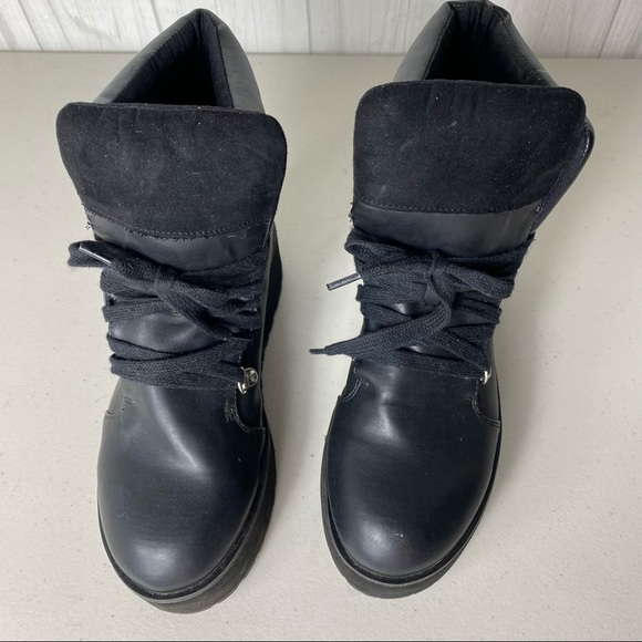 FOREVER 21 BLACK PLATFORM LACED BOOTS SIZE 7 - Picture 3 of 8